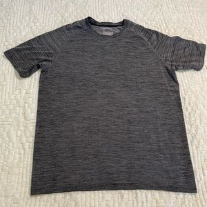 Zella Women's Extra Large Short Sleeve Athletic T-Shirt Quick Dry Gray Melange